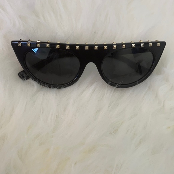 Valentino Accessories - Valentino sunglasses